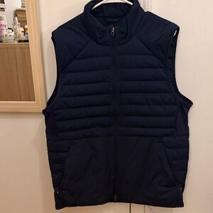 Lululemon Athletica Men's Dark Blue Quilted Vest
